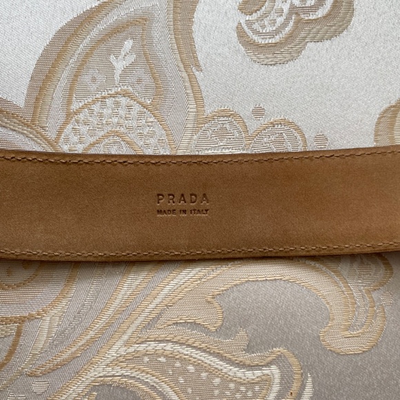 PRADA Brown Leather Belt with Wooden Buckle. Size Small. - Picture 3 of 3